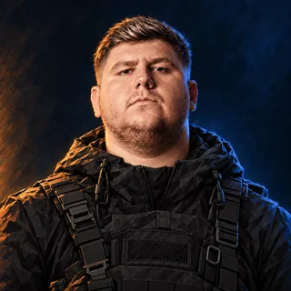 Porträt von HeavyGod
